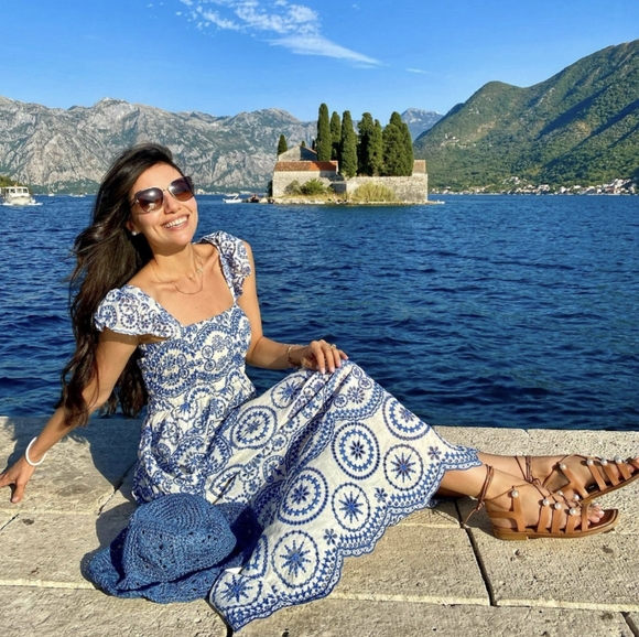 LAST ONE! ZARA EMBROIDERED MIDI DRESS WHITE & BLUE - Picture 3 of 17